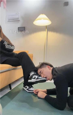 图片[8]_【尤物大大】双S-骑马骑脖/全体重踩踏/跪舔鞋袜脚/坐脸窒息_HD绳艺资源