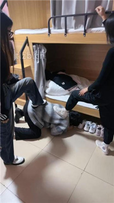 图片[2]_【尤物大大】女生宿舍偷原味被逮住_HD绳艺资源