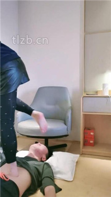 图片[12]_【羽神】跪舔超臭长靴白棉袜/吃脚皮臭脚踩脸_HD绳艺资源