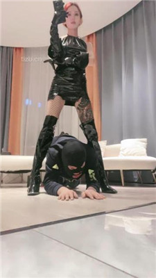 图片[7]_【秋秋】酒吧陪酒S-长靴高跟踩狗爪/人肉座椅/闻舔网袜白袜_HD绳艺资源