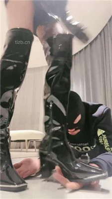 图片[3]_【芸裳】变装长发狗-疯狂恋足-窒息-虐打_HD绳艺资源