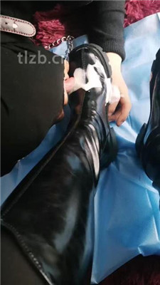 图片[7]_【An盈盈】跪舔脏靴底黑丝jio_HD绳艺资源