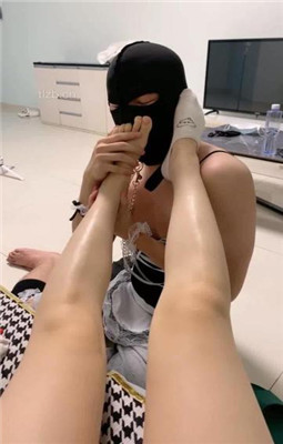 图片[10]_【甜味药丸】挑战不听话的狗-耳光数据线打手心-骑马遛狗-虐乳_HD绳艺资源