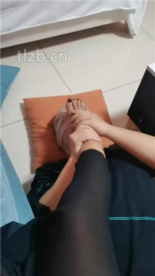 【冷御绳艺导师】口水拉丝/御姐范S裸足狂舔_HD绳艺资源