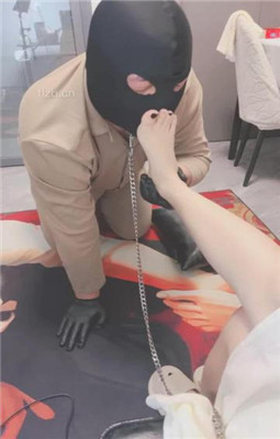 【芷镜】沉浸式恋足狂舔/喝洗脚水_HD绳艺资源