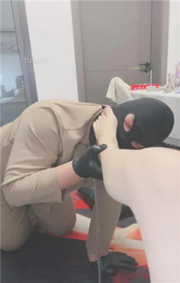 图片[3]_【芷镜】沉浸式恋足狂舔/喝洗脚水_HD绳艺资源