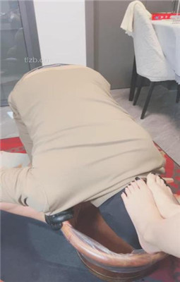 图片[6]_【芷镜】沉浸式恋足狂舔/喝洗脚水_HD绳艺资源