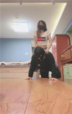 图片[14]_【美娜格格】高帮帆布鞋女神-沉浸式享受胯下辱_HD绳艺资源