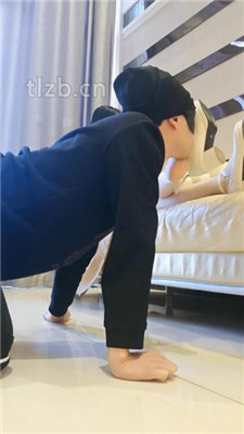 图片[2]_【嘉妮】气味控制-高跟丝袜脚喂食_HD绳艺资源