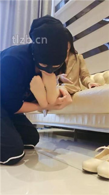 图片[12]_【嘉妮】气味控制-高跟丝袜脚喂食_HD绳艺资源