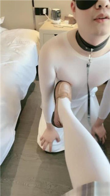 【柠萌小主】羞耻感拉满-皮鞋白丝辱虐狗_HD绳艺资源