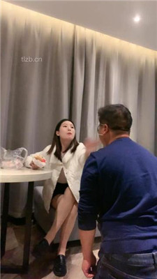 图片[2]_【小雅老师】艺术吸香水/喝圣水/舔脏鞋底/踹狗头/耳光_HD绳艺资源