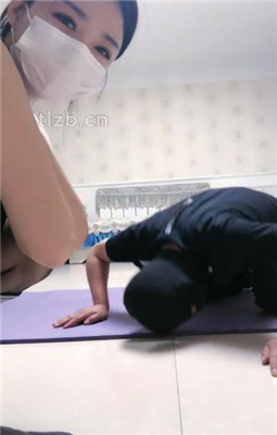 图片[8]_【沐夏夜】抽耳光/黑丝长靴踩地毯/骑马_HD绳艺资源