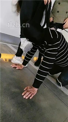 图片[7]_【广州迪迪】双S-户外停车场遛狗【双视角版】_HD绳艺资源