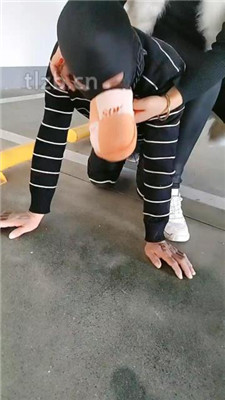 图片[14]_【广州迪迪】双S-户外停车场遛狗【双视角版】_HD绳艺资源