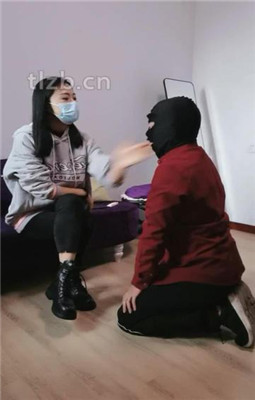 【凌儿女神】下班短靴原味白袜虐家奴_HD绳艺资源