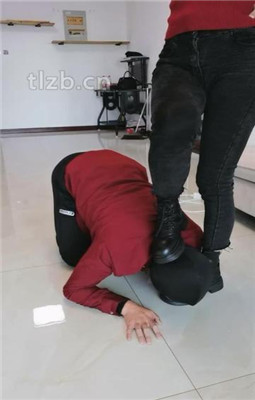 图片[12]_【凌儿女神】下班短靴原味白袜虐家奴_HD绳艺资源