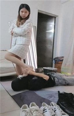 图片[11]_【珈瑶】圈养狗伺候起床-晨尿/靴子肉丝_HD绳艺资源