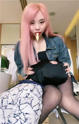 图片[4]_【梦樱】社会小妹虐-耳光抽/喂口水/黑丝脚插嘴_HD绳艺资源