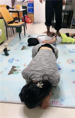 图片[17]_【狠欣人】情侣奴-五花大绑强迫舔鞋/高跟踩踏_HD绳艺资源