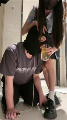 图片[7]_【菜小心】情侣主虐绿帽-闻脚猜主人/混合圣水泡面【完整版】_HD绳艺资源