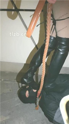 图片[10]_【扶桑】户外遛狗-长靴全体重踩踏_HD绳艺资源