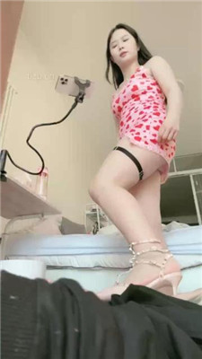 图片[3]_【糯米姐姐】铆钉高跟肉丝踩狗奴_HD绳艺资源