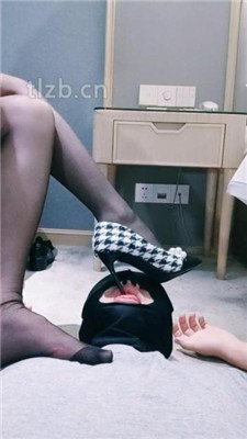 图片[7]_【羌爷】JK小姐姐高跟黑丝踩踏_HD绳艺资源