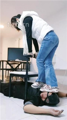 图片[10]_【郡主大大】强迫装修工舔脏鞋/踩踏【双视角版】_HD绳艺资源