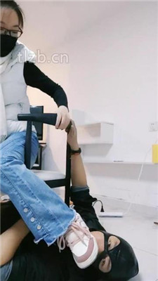 图片[11]_【郡主大大】强迫装修工舔脏鞋/踩踏【双视角版】_HD绳艺资源