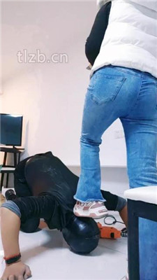 图片[20]_【郡主大大】强迫装修工舔脏鞋/踩踏【双视角版】_HD绳艺资源