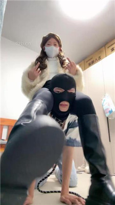 图片[19]_【樱子大人】双S虐狗-长靴白鞋踩踏/转胯/窒息/绳艺技巧【双视角版】_HD绳艺资源