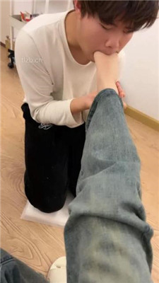 图片[20]_【supp】皮鞋白袜踩-训练深喉踩_HD绳艺资源