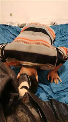 图片[6]_【鱼子酱】强迫舔多双脏鞋底/揪耳朵_HD绳艺资源