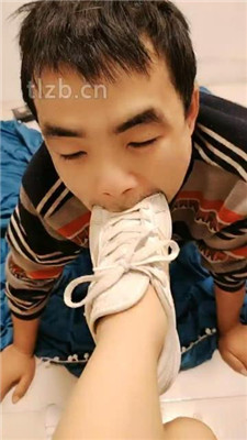 图片[15]_【鱼子酱】强迫舔多双脏鞋底/揪耳朵_HD绳艺资源