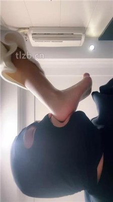 图片[11]_【孤傲女帝】清理鞋底/踹头跺手/耳光sp/裸足深喉_HD绳艺资源