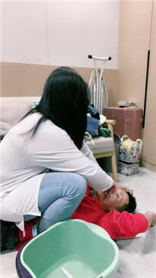 图片[8]_【小羊】品尝裸足/白袜脚捂脸/抽耳光/袜子塞嘴_HD绳艺资源