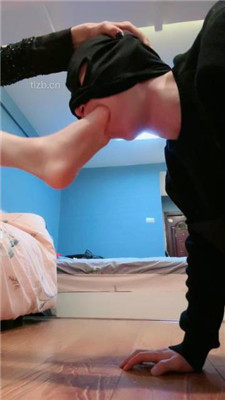 图片[18]_【美娜格格】高跟黑丝S-腿绞窒息/转胯/品尝原味脚【完整版】_HD绳艺资源