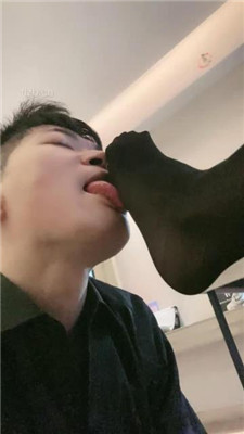 图片[17]_【赵奈奈】高难度挑战虐-藤条抽/踢踹/舔脏鞋深喉/口水/脚踩喂食_HD绳艺资源