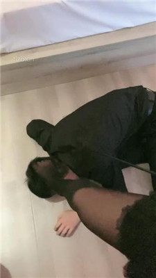 图片[18]_【赵奈奈】高难度挑战虐-藤条抽/踢踹/舔脏鞋深喉/口水/脚踩喂食_HD绳艺资源