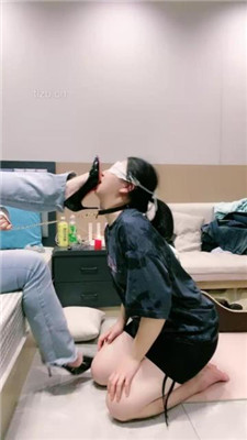 【小羊】双S-母畜-滴蜡/耳光/骑马/舔裸足_HD绳艺资源