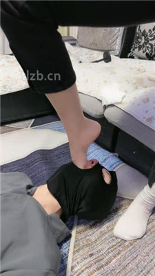 图片[17]_【鱼糯糯】运动后原味鞋袜强迫奴舔_HD绳艺资源