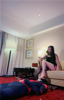 图片[16]_【猫神大人】虐废蜘蛛侠-胯下辱/踩踏/白袜塞嘴窒息【完整版】_HD绳艺资源