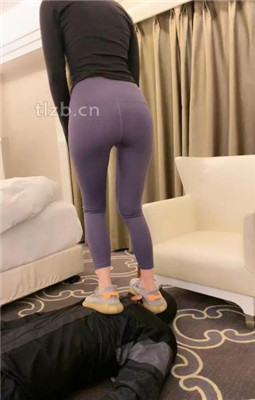 图片[18]_【扶桑】运动女神-椰子鞋白短袜踩虐狗_HD绳艺资源