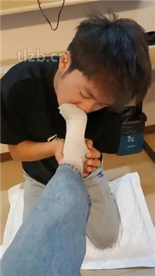 图片[5]_【林十七】气味辱-跪舔运动鞋白袜裸足_HD绳艺资源