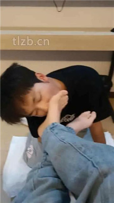 图片[16]_【林十七】气味辱-跪舔运动鞋白袜裸足_HD绳艺资源