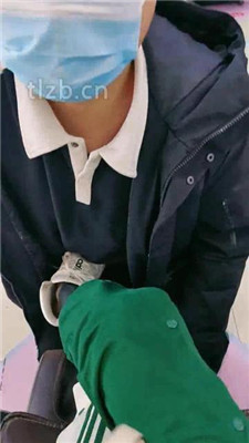 【诗恩大大】户外直播偶遇粉丝狗_HD绳艺资源