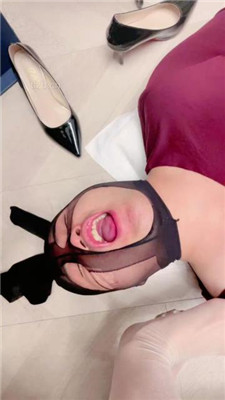 图片[8]_【雅雅】原味肉丝脚碾压踩脚垫-恋足舔【完整版】_HD绳艺资源