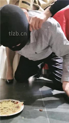 图片[14]_【朱迪绳艺导师】户外双S-桌底视角喂食【双视角版】_HD绳艺资源