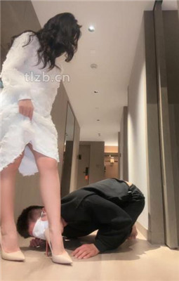 图片[2]_【妆主大大】骑马人体座椅/高跟美腿踩虐/裸足深喉/伺候沐足_HD绳艺资源